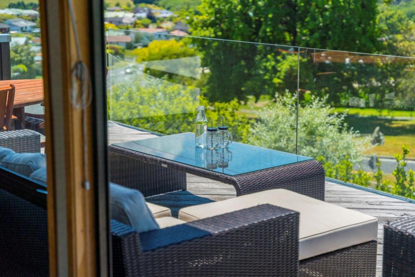 Acacia Sunrise - Taupo Villa Luaran gambar